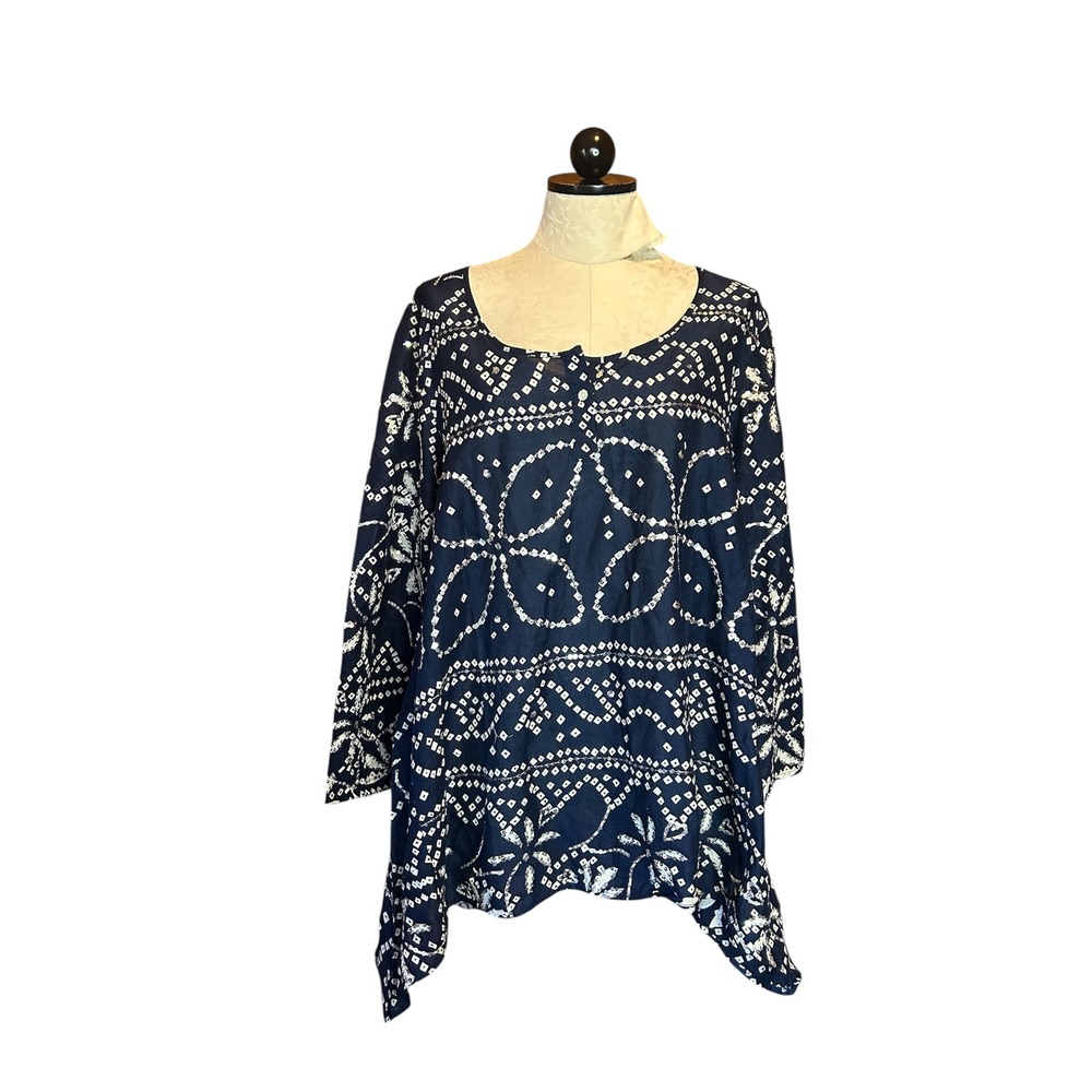 Soft Surroundings Navy Blue‎ Sequin Geometric Sharkbite Tunic Top Lightweight M